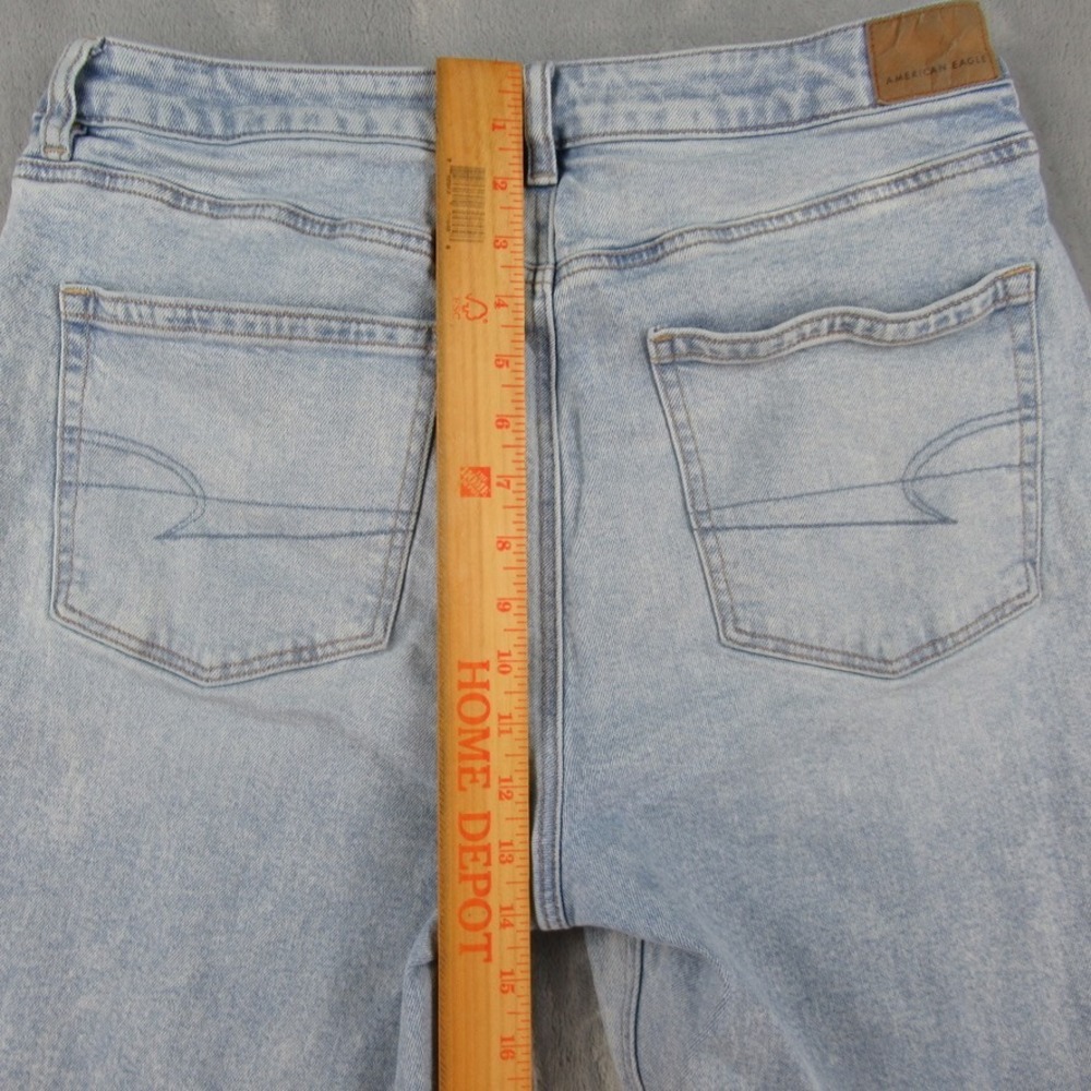 American Eagle Mom Jean Light Wash High Rise Denim Pants Womens 12 Regular - Picture 9 of 13